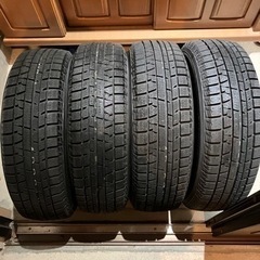 ヨコハマスタッドレス　2ヶ月使用のみ　イボあり