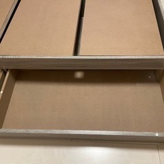 ダブルベッドの画像