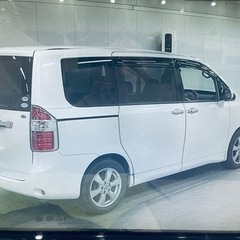 トヨタ　ノア　車検付きの画像