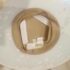 アジャスター付きベレー帽＆前掛けエプロンおまとめセット(ベレー帽5個、エプロン6個)【ベージュ、飲食店制服】の画像