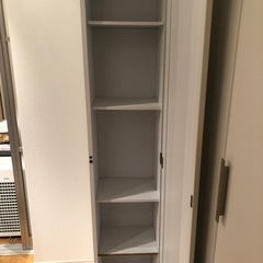 【取りに来ていただける方限定】鏡付き本棚の画像