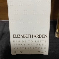elizabeth arden  香水　TRUE LOVE  50mlの画像