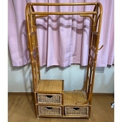 洋服掛け　ハンガーラックの画像