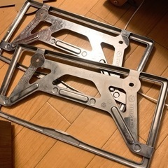 ナンバーフレーム マツダ 純正オプションの画像