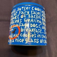 デンマーク製　クッキーの缶の画像