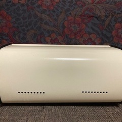 （お取引き決まりました）ホーローのBREAD入れの画像