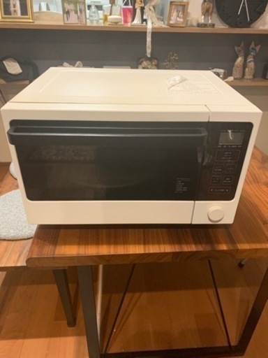 無印良品のオーブン電子レンジです。