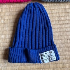レディース　ニット帽　ひとつ100円の画像