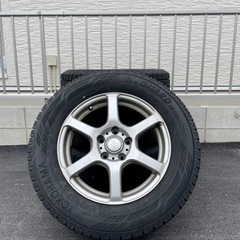 スタッドレスタイヤ 16インチ 車