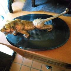 ライオンの飾り物の画像
