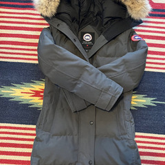 CANADA GOOSEマッケンジー　Sサイズの画像