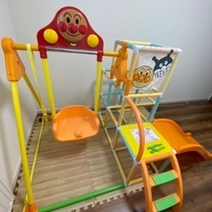 アンパンマンジャングルジムの画像