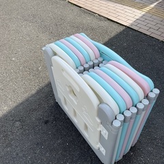 ベビーサークルの画像
