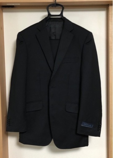 イタリア製生地 段返り三つボタンスーツ