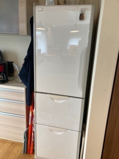 日立☆中古冷凍冷蔵庫、Ｒ-Ｓ３０ＡＭＶＬ　２０１１年式