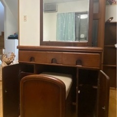 ドレッサー