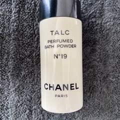 CHANEL シャネル　バスパウダー