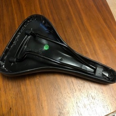 【確約済】自転車　新基準 パナソニック　ハリヤ　純正サドルの画像