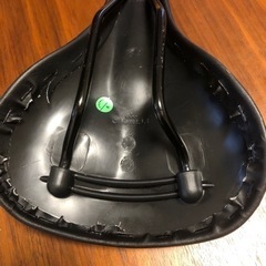 【確約済】自転車　新基準 パナソニック　ハリヤ　純正サドルの画像