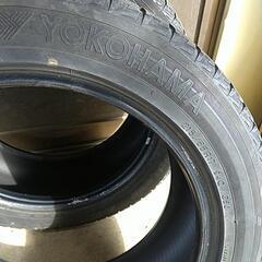 215/55R17 スタッドレス2本あげます。