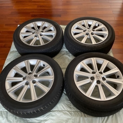 トヨタ カムリ 純正ホイール