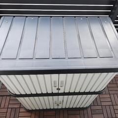 引っ越しのため無料:屋外用物置の画像