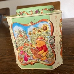 プーさんのクッキー缶（グリーン）の画像