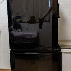 20日までに引取してくれる方！★小型２ドア冷蔵庫★