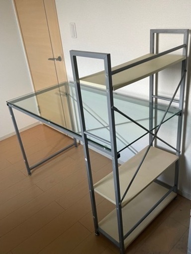 【決まりました】スチールガラスデスク