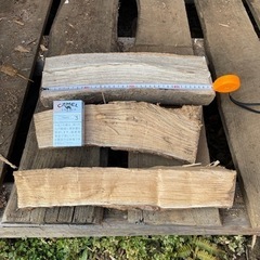 配達します、相談可能🥹🚩１ｋｇ60円絶対安いです❗️🚩大口注文承ります🪵薪　　広落葉樹MIX  引き取り限定の画像