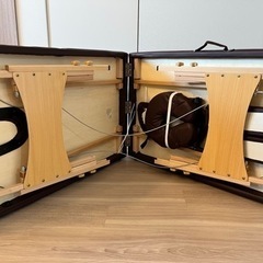 【お値下がり中】折りたたみ式マッサージベッドの画像