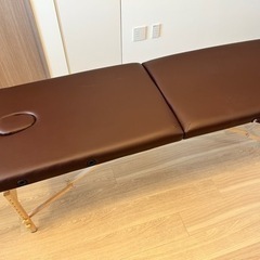 【お値下がり中】折りたたみ式マッサージベッドの画像