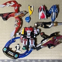 戦隊ヒーロー　武器、ロボット