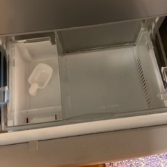 2010年製パナソニック冷蔵庫365Lの画像