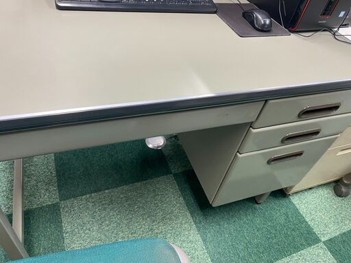 事務用机