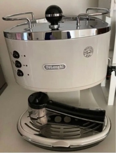 ★12/18まで最終セール★DeLonghi エスプレッソ・カプチーノ　メーカー