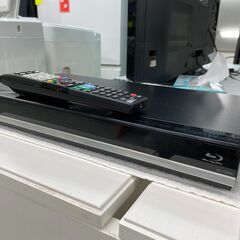 AQUOSブルーレイレコーダー BD-T2800　2TB　2017年　同時録画可能番組数：3番組 HDD容量：2TBの画像