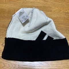 adidas アディダス ニットキャプ ビーニー (黒)の画像
