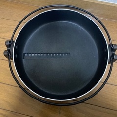 すき焼きの鍋の画像