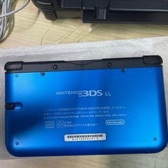 3DS LL 本体 ブルー ブラックの画像
