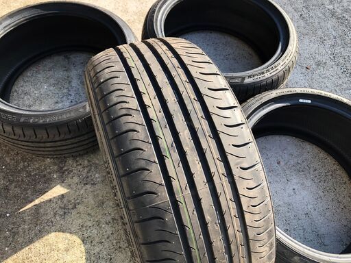 ダンロップ SP SPORT MAXX 050　GRヤリス RS 新車装着タイヤ 225/40R18　新品同様