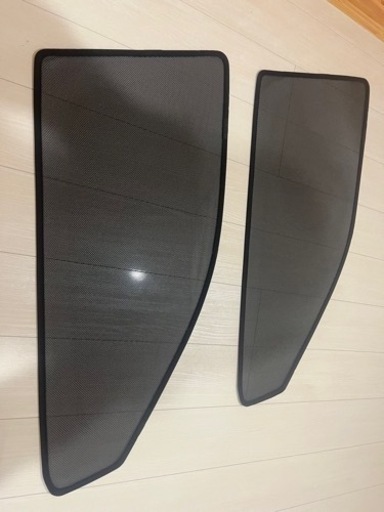 ランドクルーザープラド　フロントサンシェード