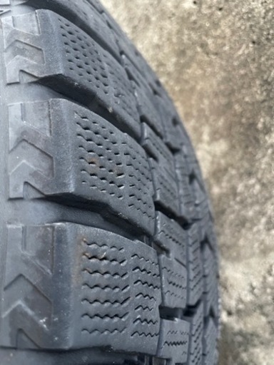 スタッドレスタイヤ　ダンロップWINTER MAXX