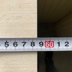 ④お洒落な収納棚の画像