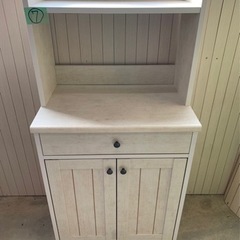 ⑦お洒落な収納棚