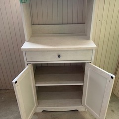 ⑦お洒落な収納棚の画像