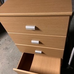 【決まりました🙏】チェスト　4段　スライドレール付き　の画像