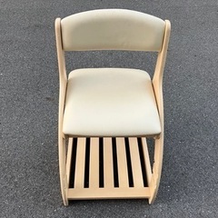 学習机用椅子の画像
