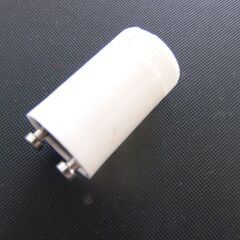 LED蛍光昼光色40W相当四本の画像