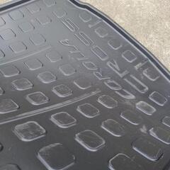カローラクロス　純正ラゲージマット
